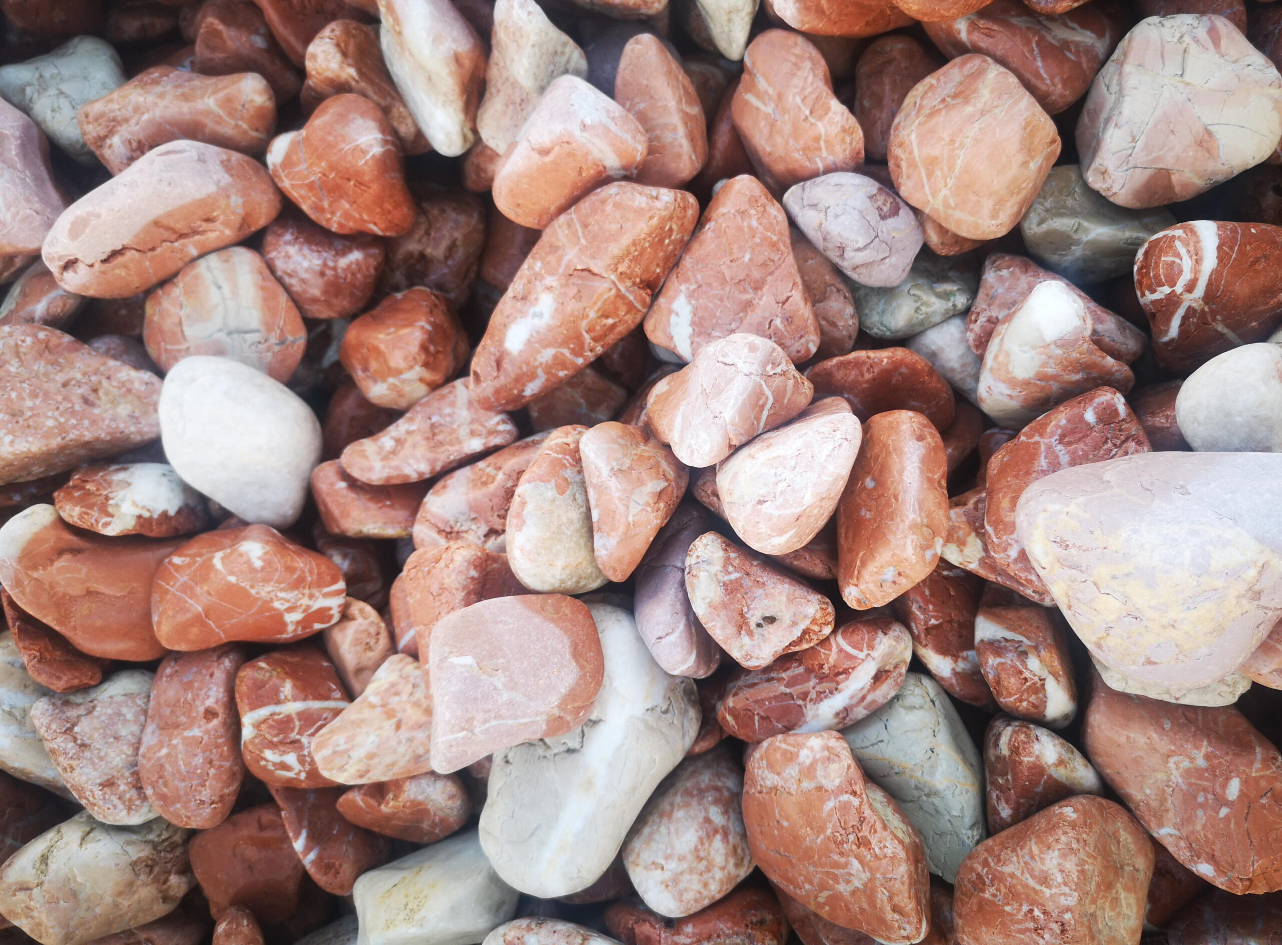 Looduslik dekoratiivkivi Punane 30-60mm 1000kg bigbag