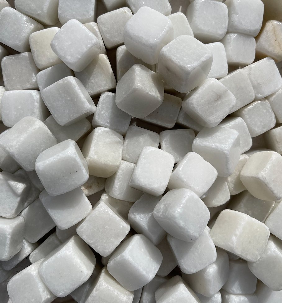 Marmorkuubikud Valge 20×20mm 1000kg bigbag